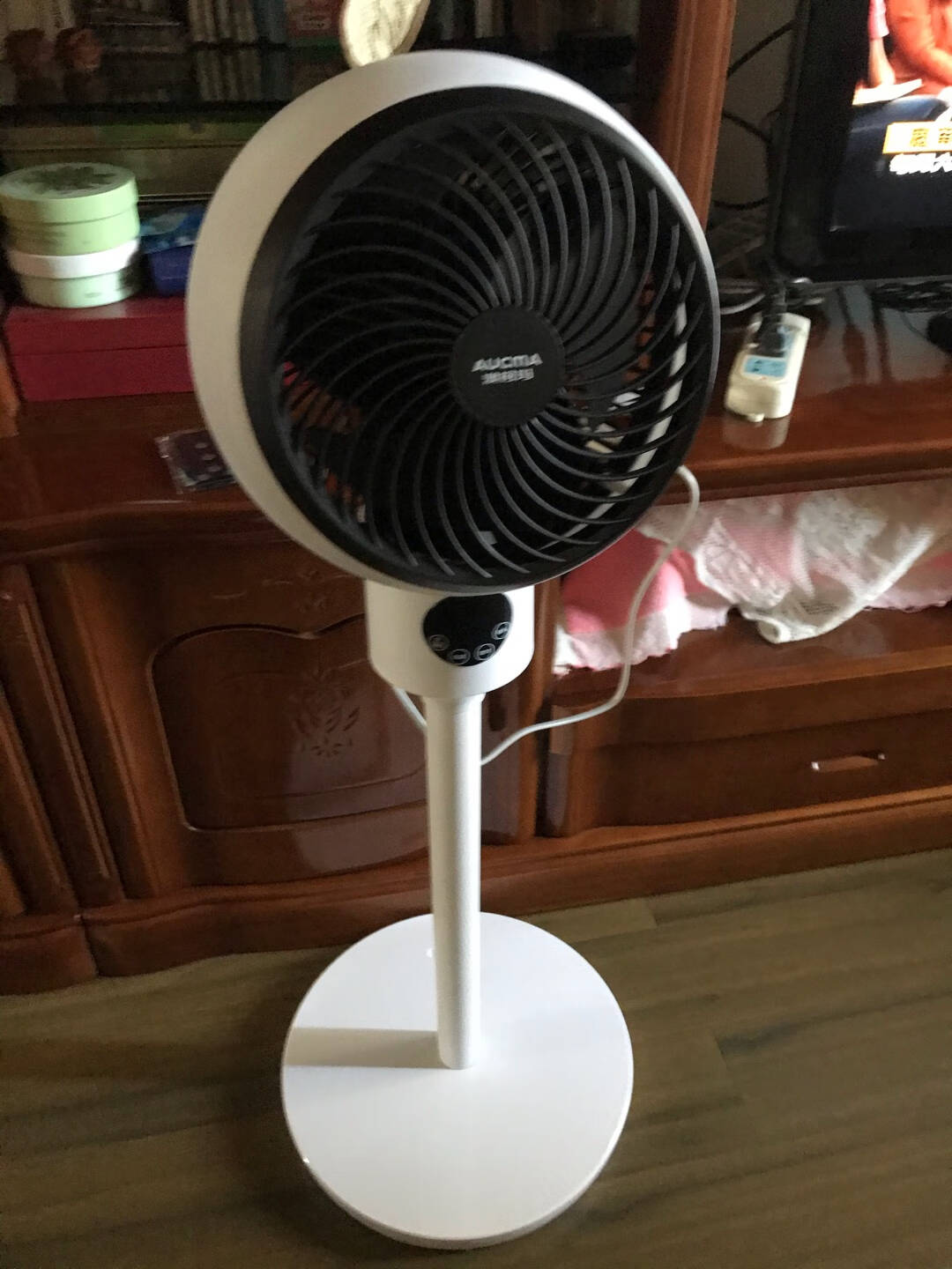 澳柯玛(AUCMA)俯仰90°空气循环扇/电风扇家用小风扇立柱式电扇静音落地扇KYT-18PA026