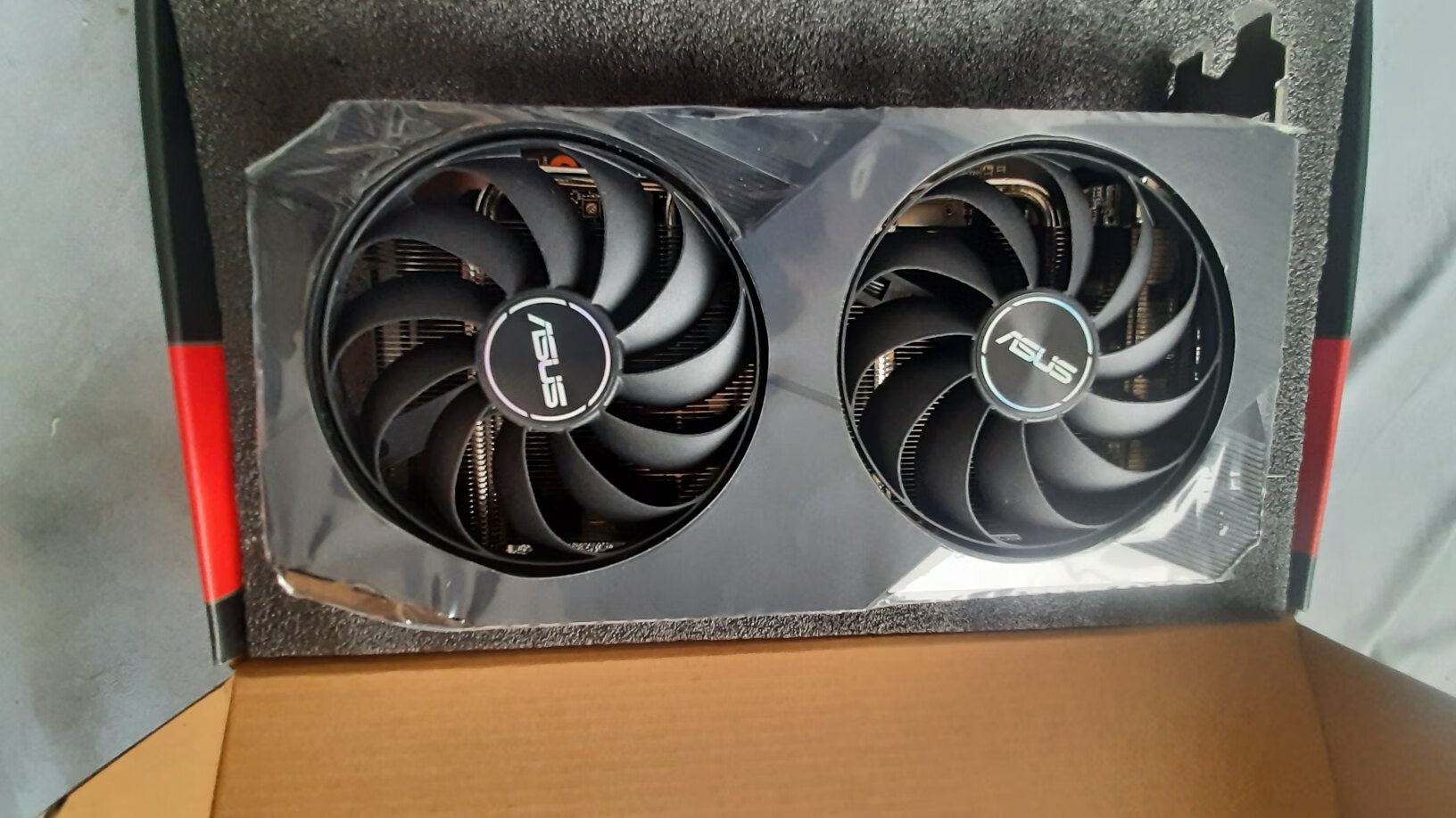 华硕radeonrx6600xt