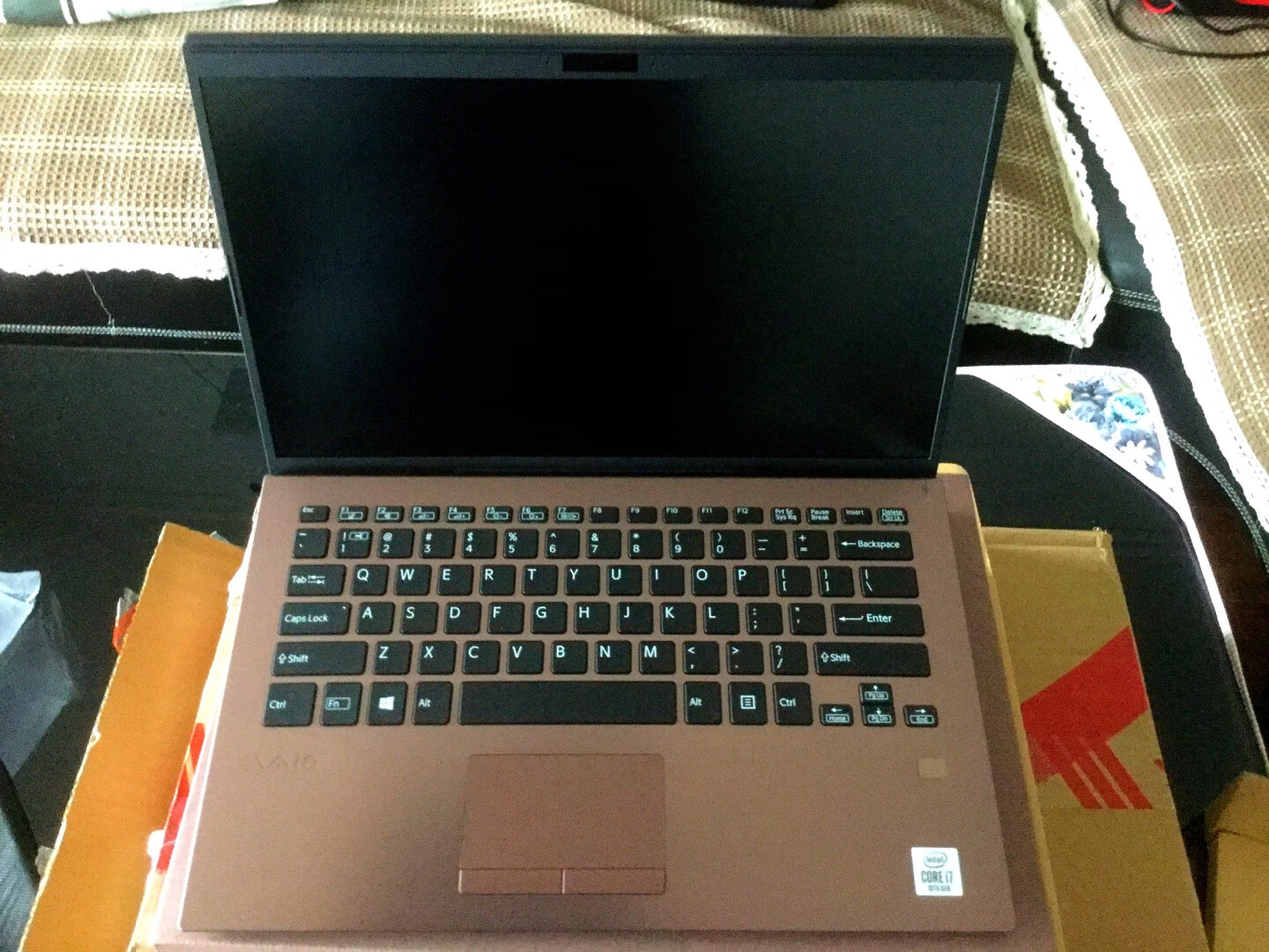 vaio窄边框轻薄笔记本电脑1kg高性能配置送女友