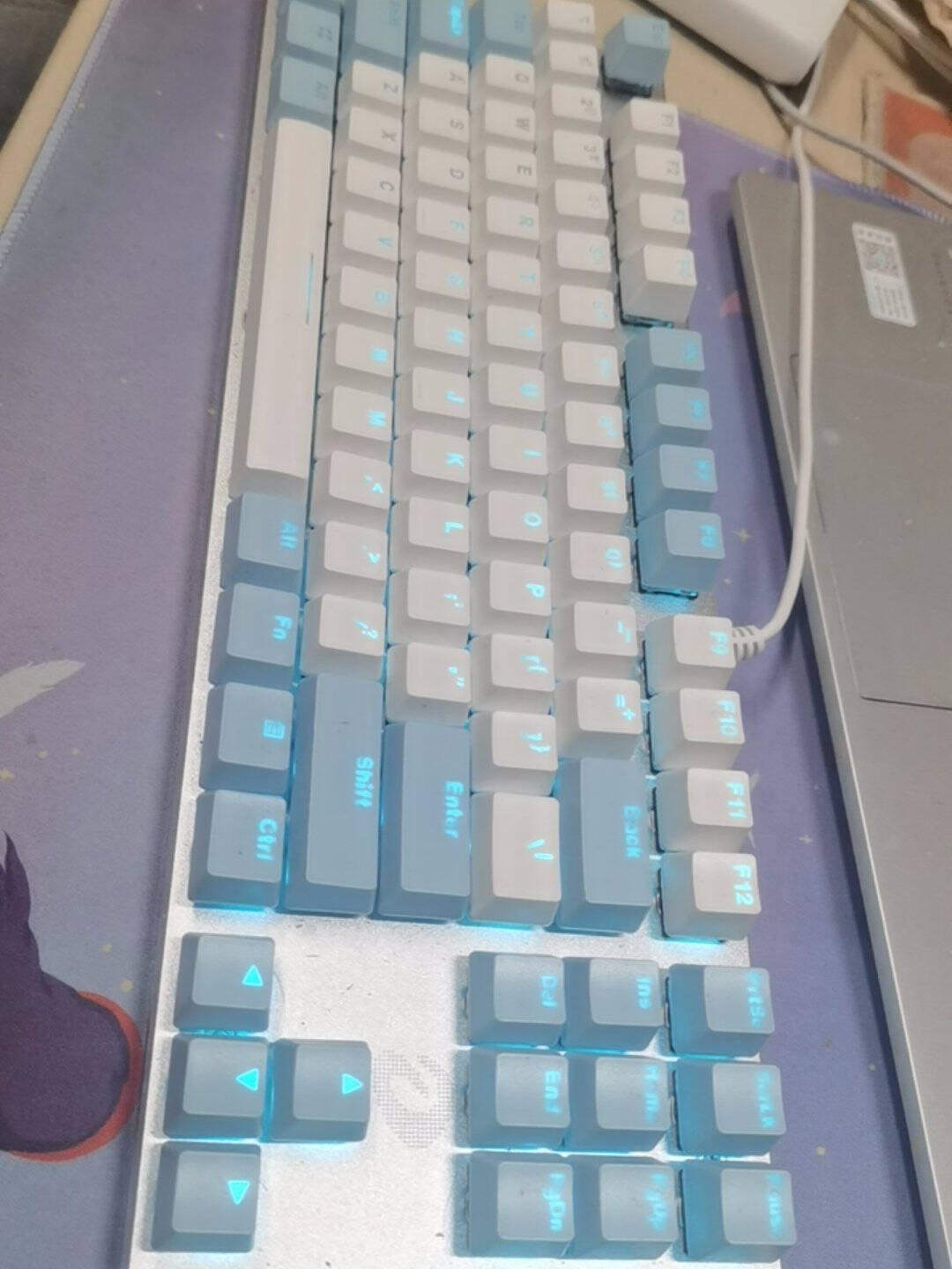 达尔优（dareu）机械师合金版机械键盘有线键盘游戏键盘108键EK815单光女生电脑键盘白色蓝色青轴