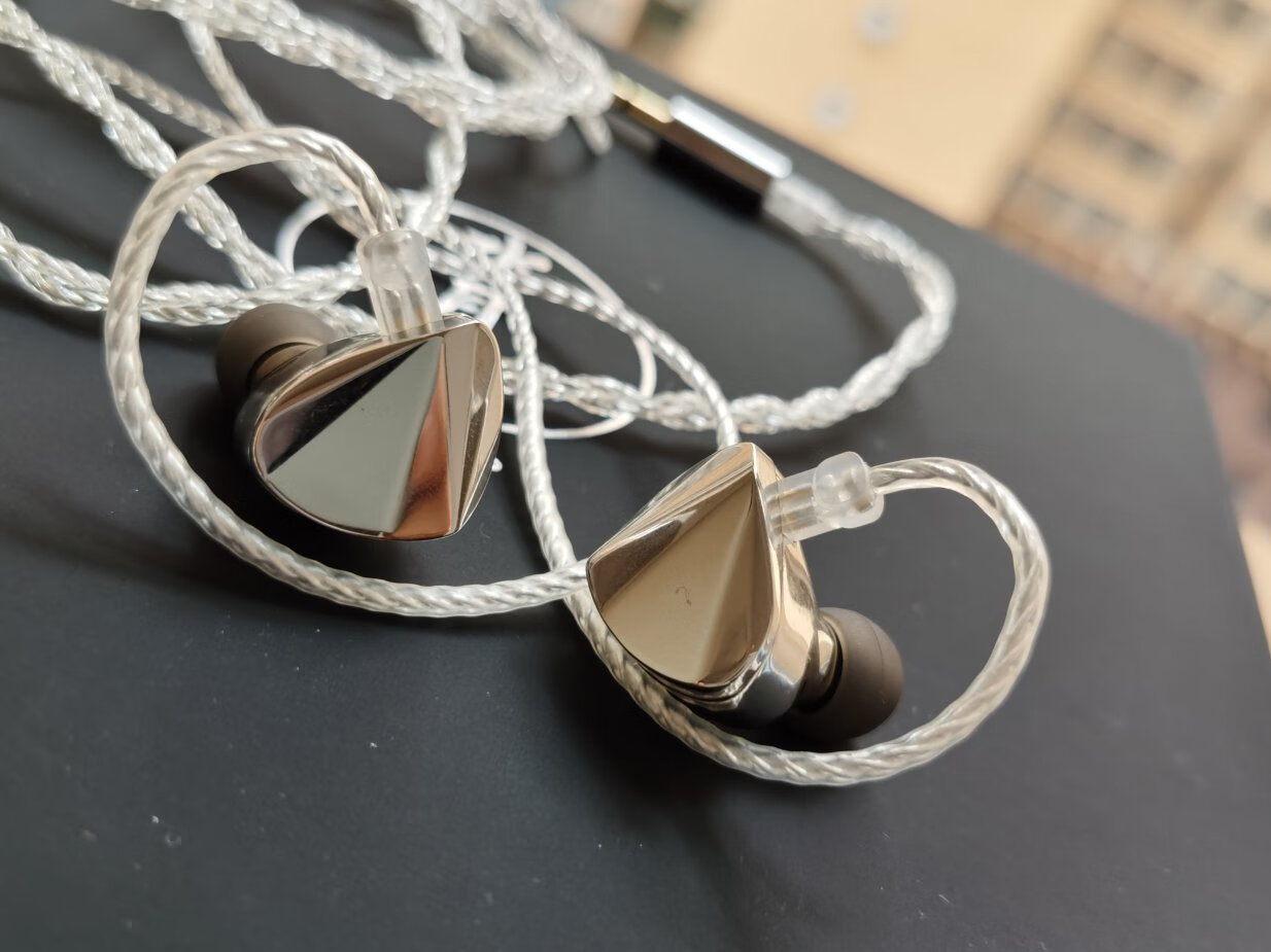 水月雨hifi发烧女毒耳机1000元左右送男朋友礼物