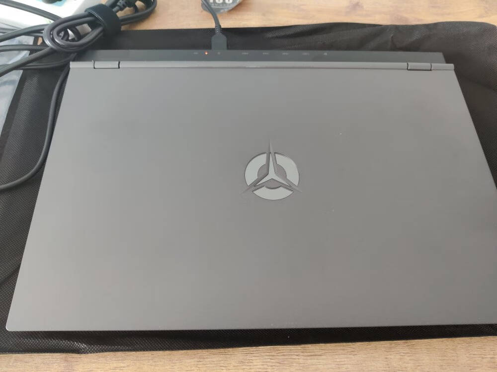 联想(Lenovo)拯救者Y7000P15.6英寸游戏笔记本电脑(i7-10875H16G512GSSDRTX2060144Hz100%sRGB)冰魄白