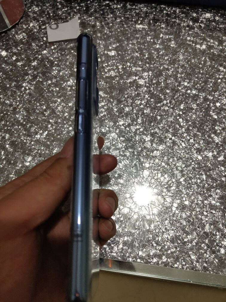 vivoiQOO5皓影8GB+128GB120Hz柔性屏骁龙865KPL专业电竞游戏手机双模5G全网通手机vivoiqoo5