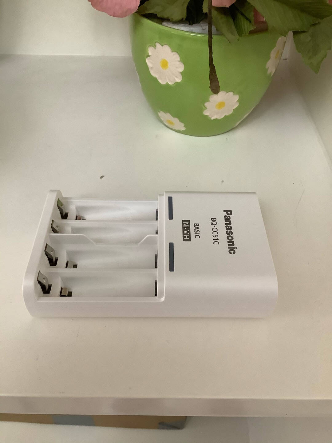 松下爱乐普(eneloop)充电电池5号五号4节套装适用相机闪光灯玩具KJ51MCC40C含51标准充电器