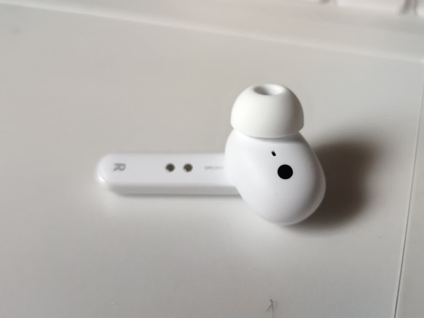 oppo真无线蓝牙耳机音质和性价比兼具的女友礼物