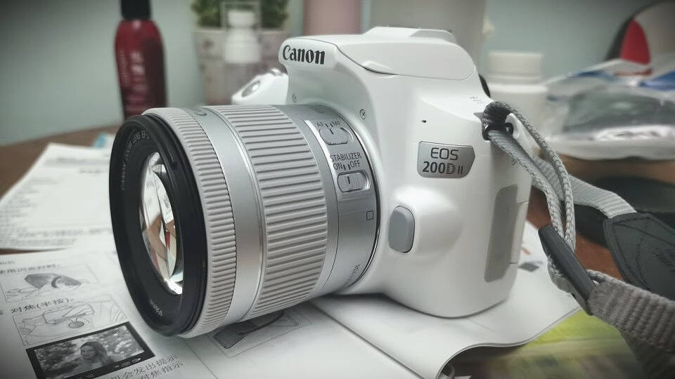 佳能200D二代200d2代单反相机入门vlog迷你单反数码照相机18-55mmSTM黑色官方标配.