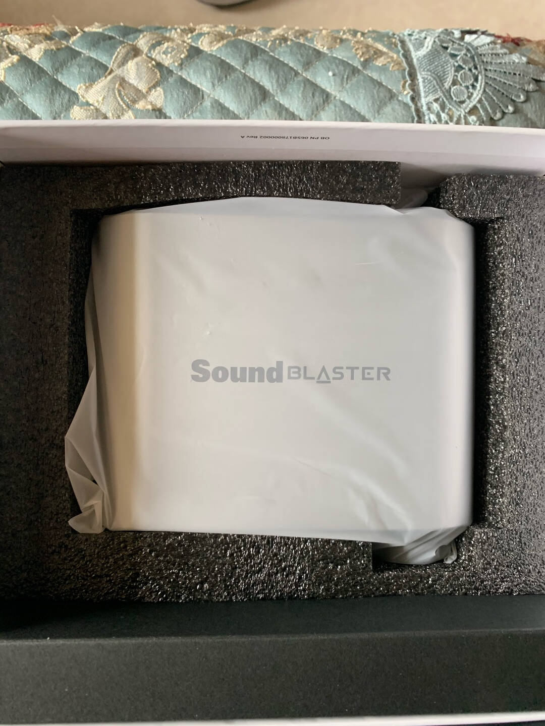 创新科技(CREATIVE)SoundBlasterAE-9专业游戏主播5.1/7.1内置声卡官方标配