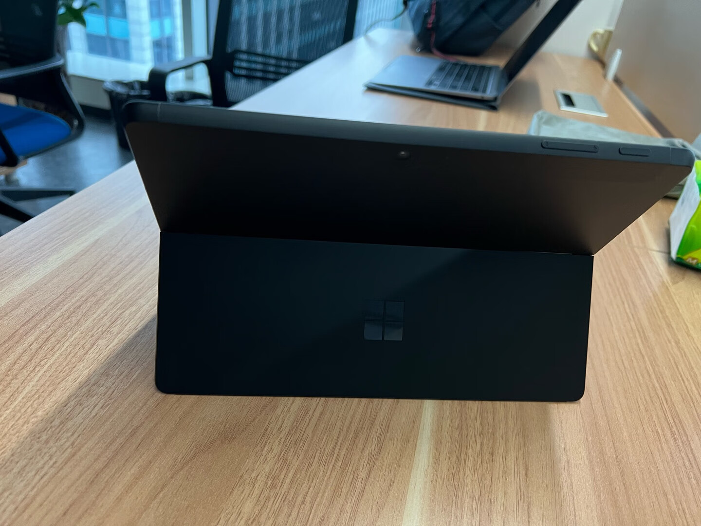 Surface go3о...