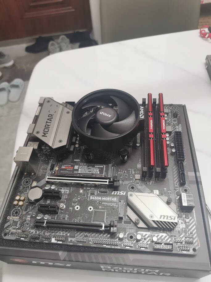 三星(SAMSUNG)250GBSSD固态硬盘M.2接口(NVMe协议)970EVOPlus(MZ-V7S250B)