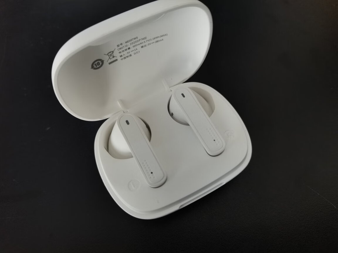 com/258811.html(公众号:好物果礼物)实用礼物无线耳机