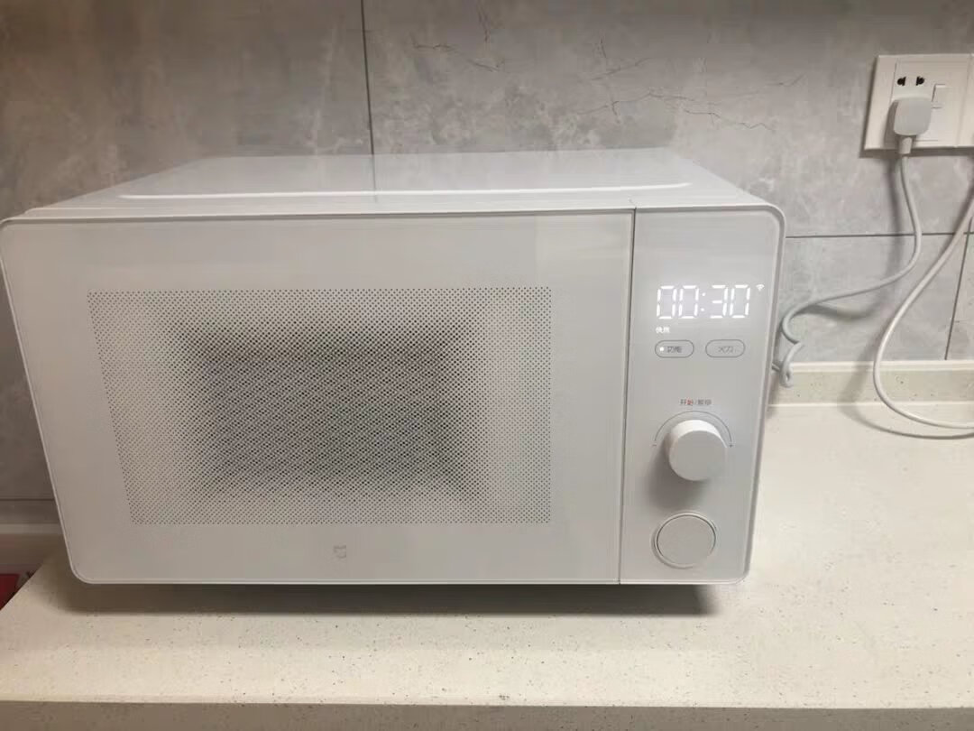 小米智能微烤一体机，23L大容积满足多种用途