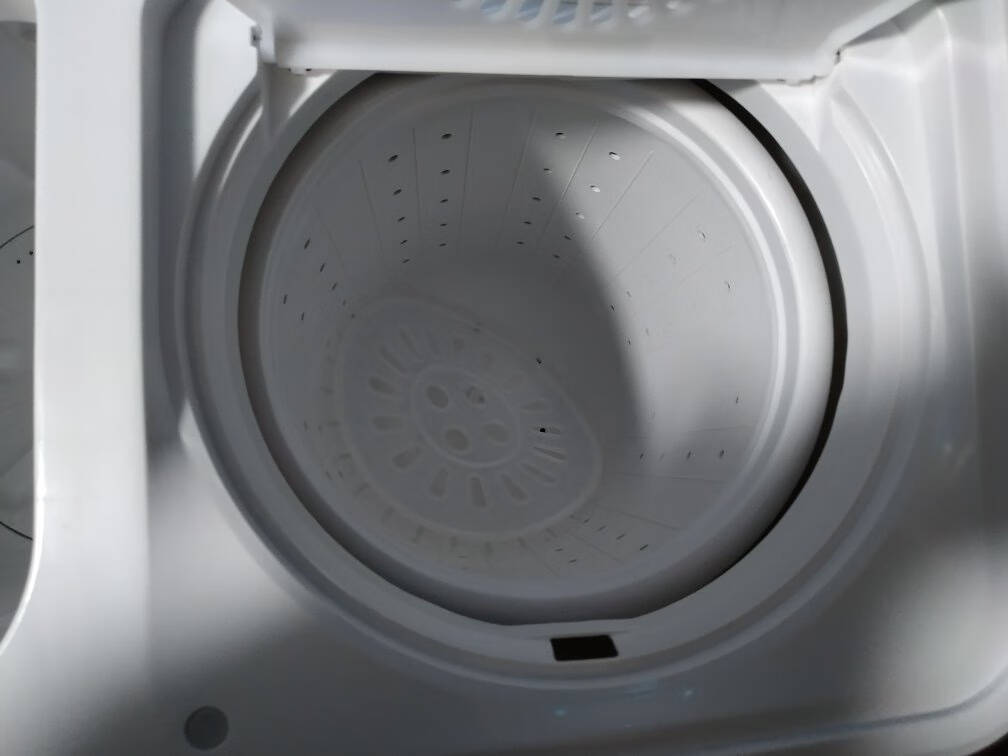 威力（WEILI）8公斤半自动双缸洗衣机双桶洗衣机强劲洗涤动力十足洗脱分离XPB80-8082S