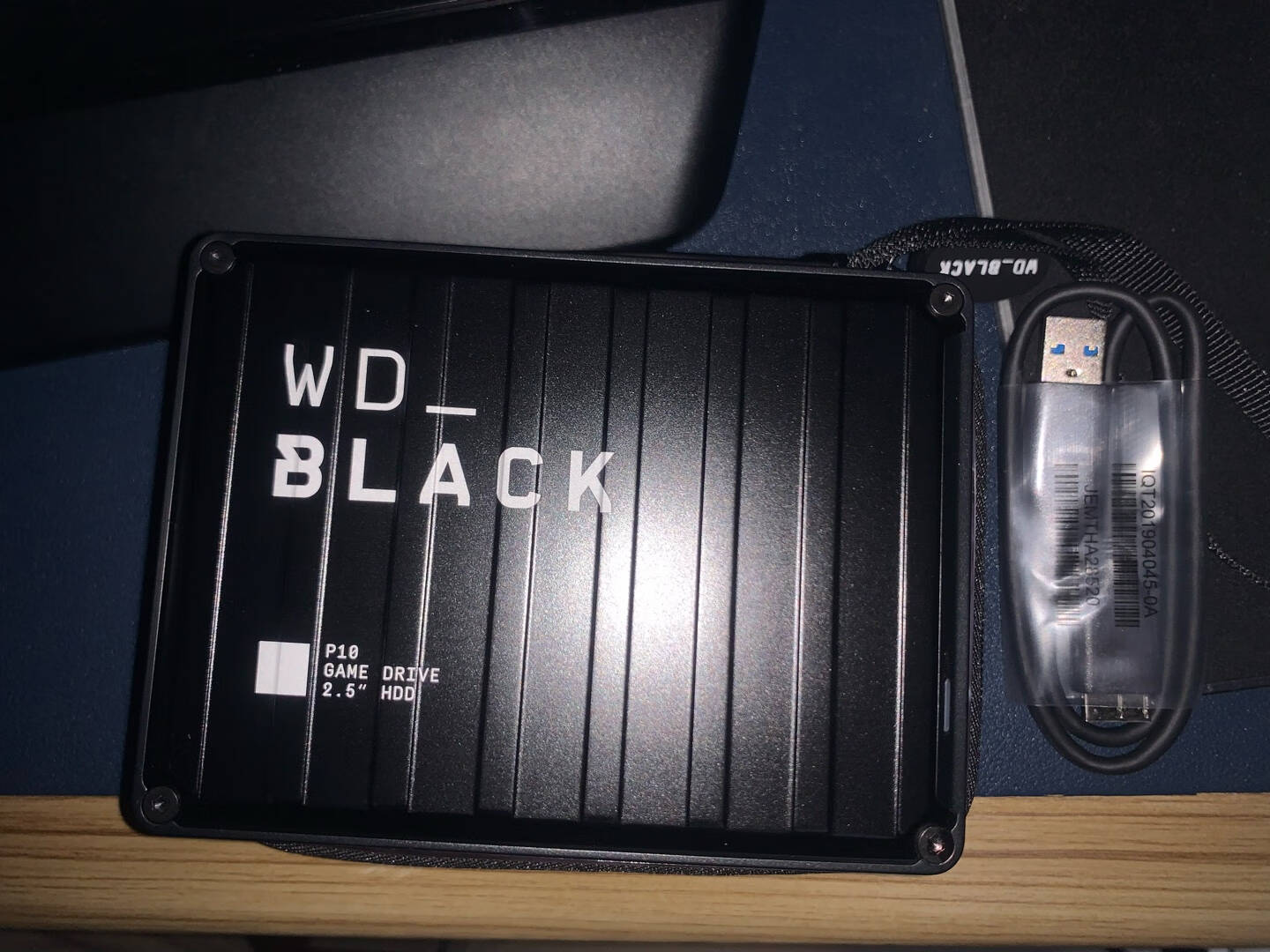 西部数据(WD)2TB移动硬盘USB3.0MyPassport随行版2.5英寸黑色机械硬盘便携自动备份兼容Mac