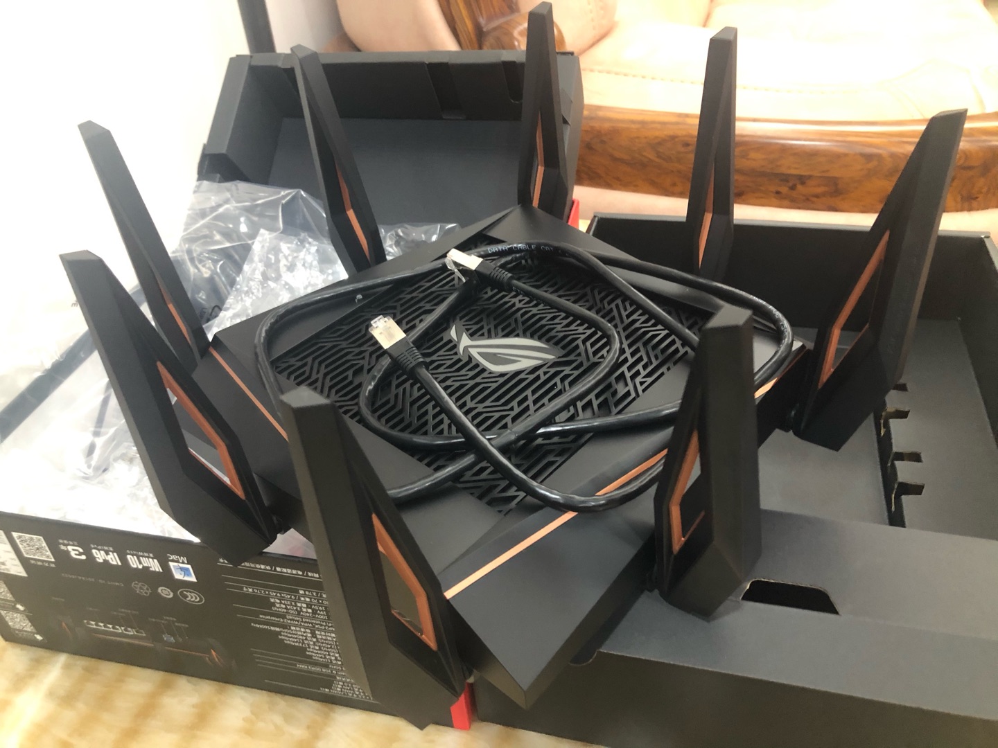 【华硕rog gt-ax11000怎么样】华硕rog gt-ax11000好不好_好吗-zol