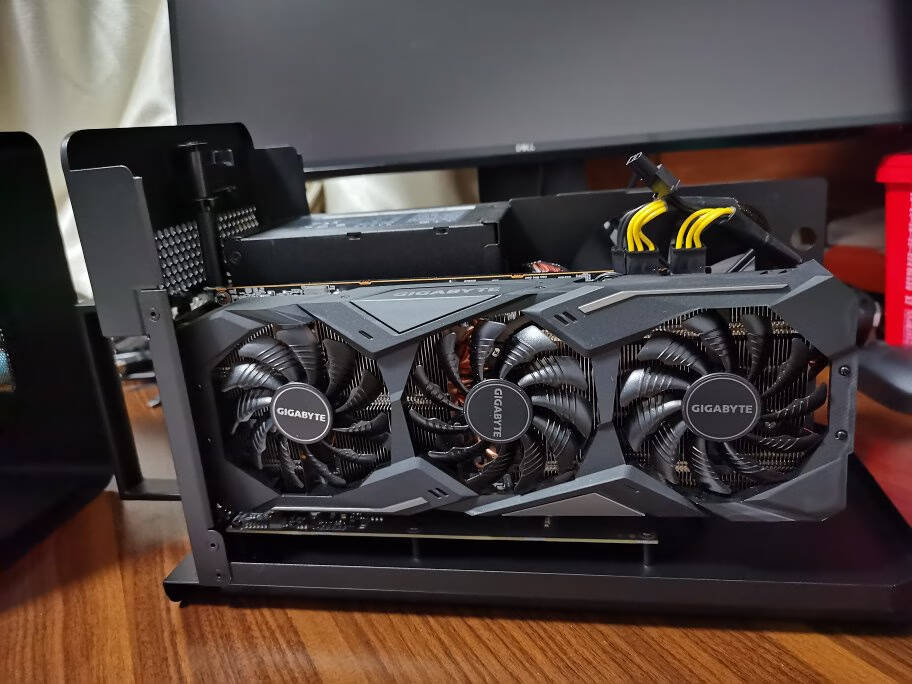 B450MAORUSELITE+RX5700XTGAMINGOC+AMD3700X主板显卡CPU套装