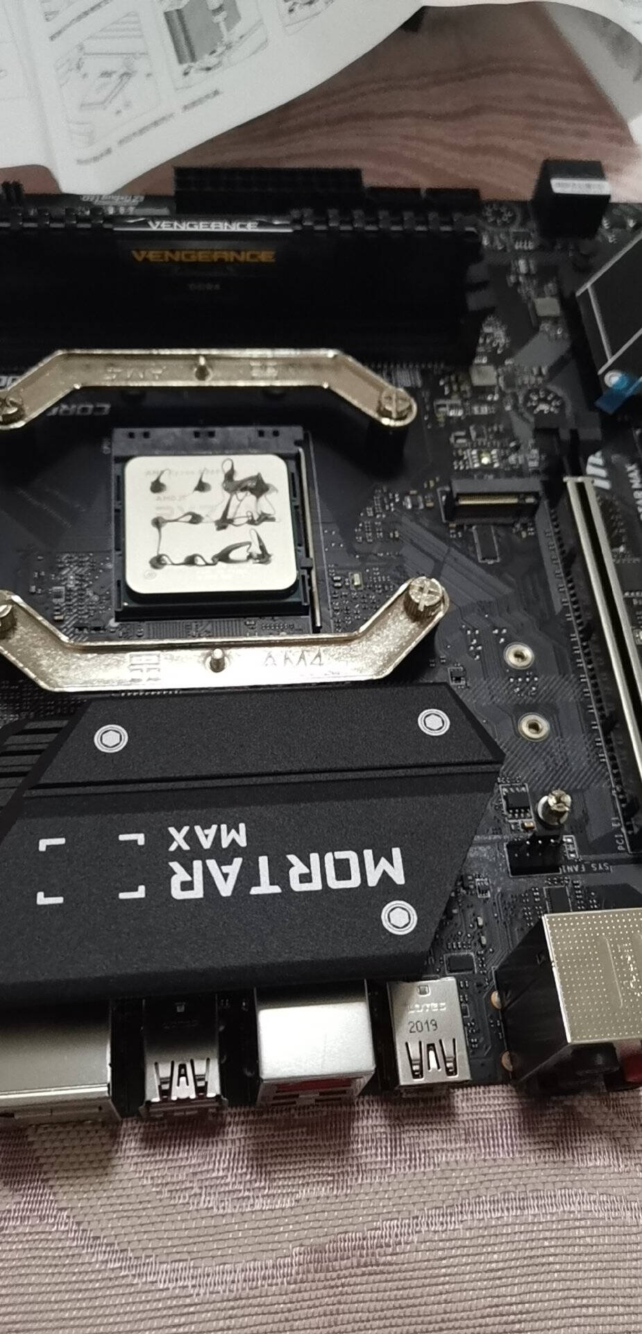 华硕TUFGamingVG27AQE27英寸144Hz显示器超频155Hz2KIPSHDR电脑显示器电竞小金刚旋转升降