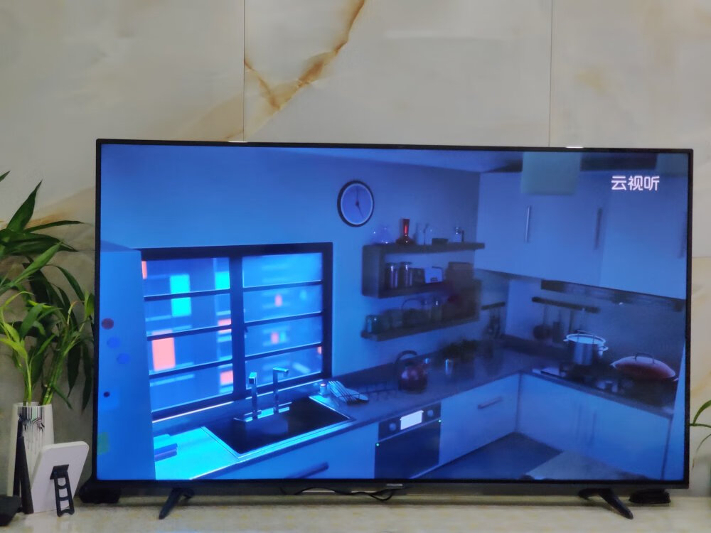 TCL雷鸟智能电视，4K智能局域控光