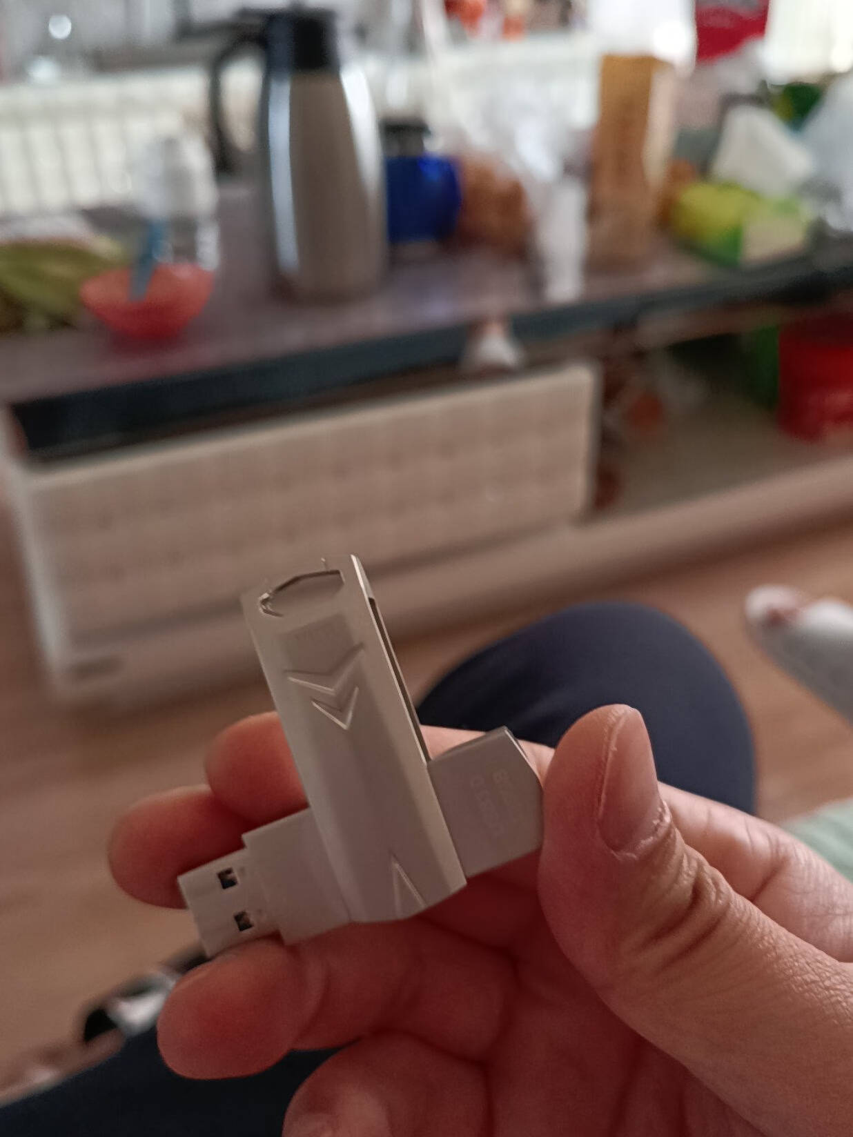大迈(DM)64GBLightningUSB2.0type-c苹果U盘三合一经典版APD005黑色兼容苹果安卓手机电脑