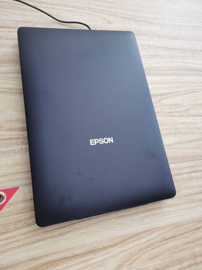 爱普生(EPSON)V39【服务尊享版】A4幅面高速高清办公文档照片条码识别平板式扫描仪DCP软件