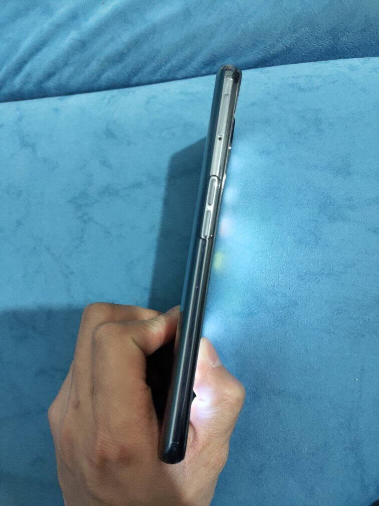 realme真我GTNeo闪速版天玑12006400万索尼主摄65W闪充仅179g最终幻想8GB+128GB双5g游戏手机gtneo