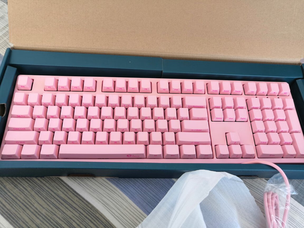 AKKO 3108机械键盘，送女生粉色款礼物