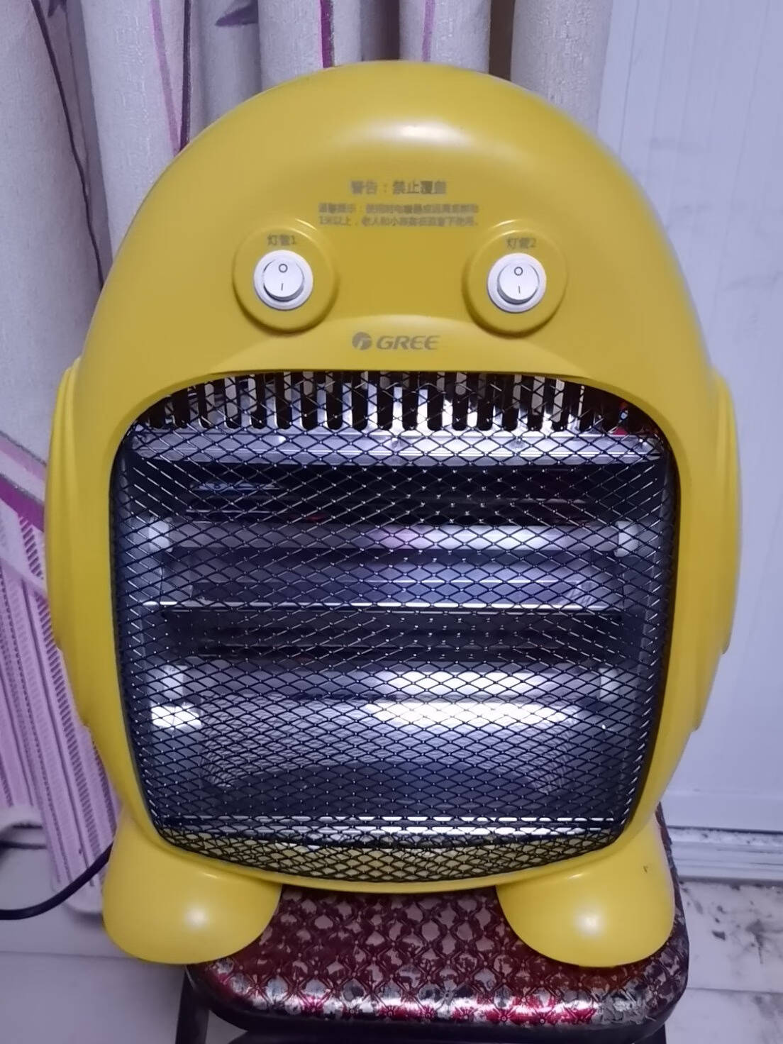 格力(GREE)小太阳电暖器节能家用办公室取暖器暗光防烫远红外快热电暖气台式取暖炉NSJ-8快速升温
