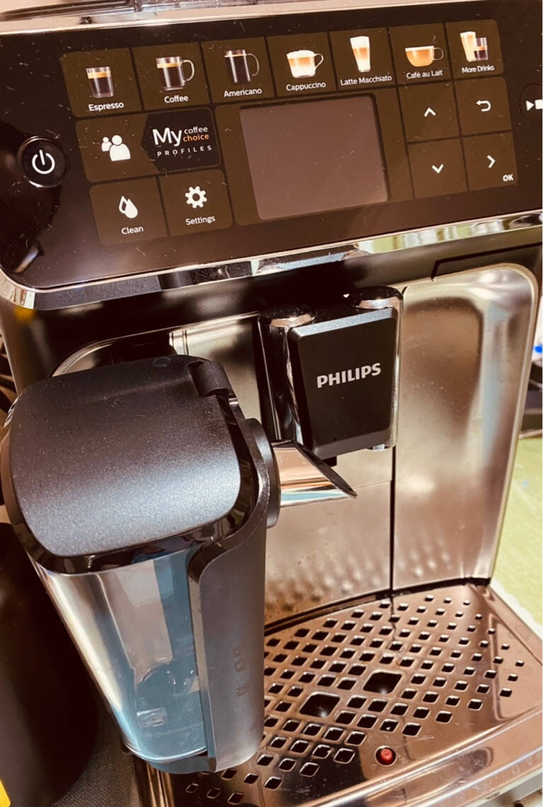 飞利浦(PHILIPS)咖啡机意式全自动浓缩家用现磨Lattego咖啡机欧洲进口享12种美味的咖啡EP5144/72