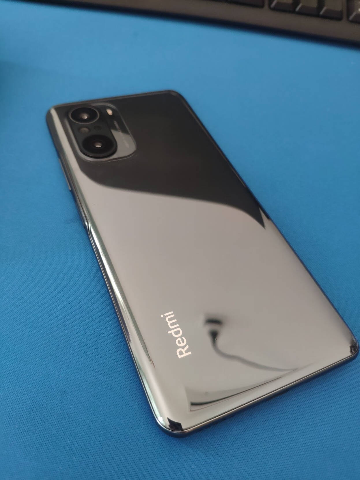 RedmiK40旗舰骁龙870三星AMOLED120Hz高刷直屏4800万高清三摄相机33W快充8GB+128GB亮黑游戏电竞智能5G手机小米红米【购机补贴版】