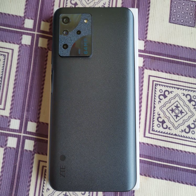 中兴s30(8gb/128gb/全网通/5g版)点评