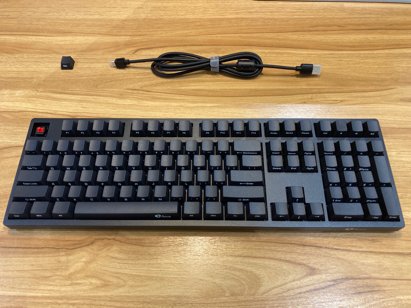 akko侧刻吃鸡机械键盘送男朋友入门级礼物