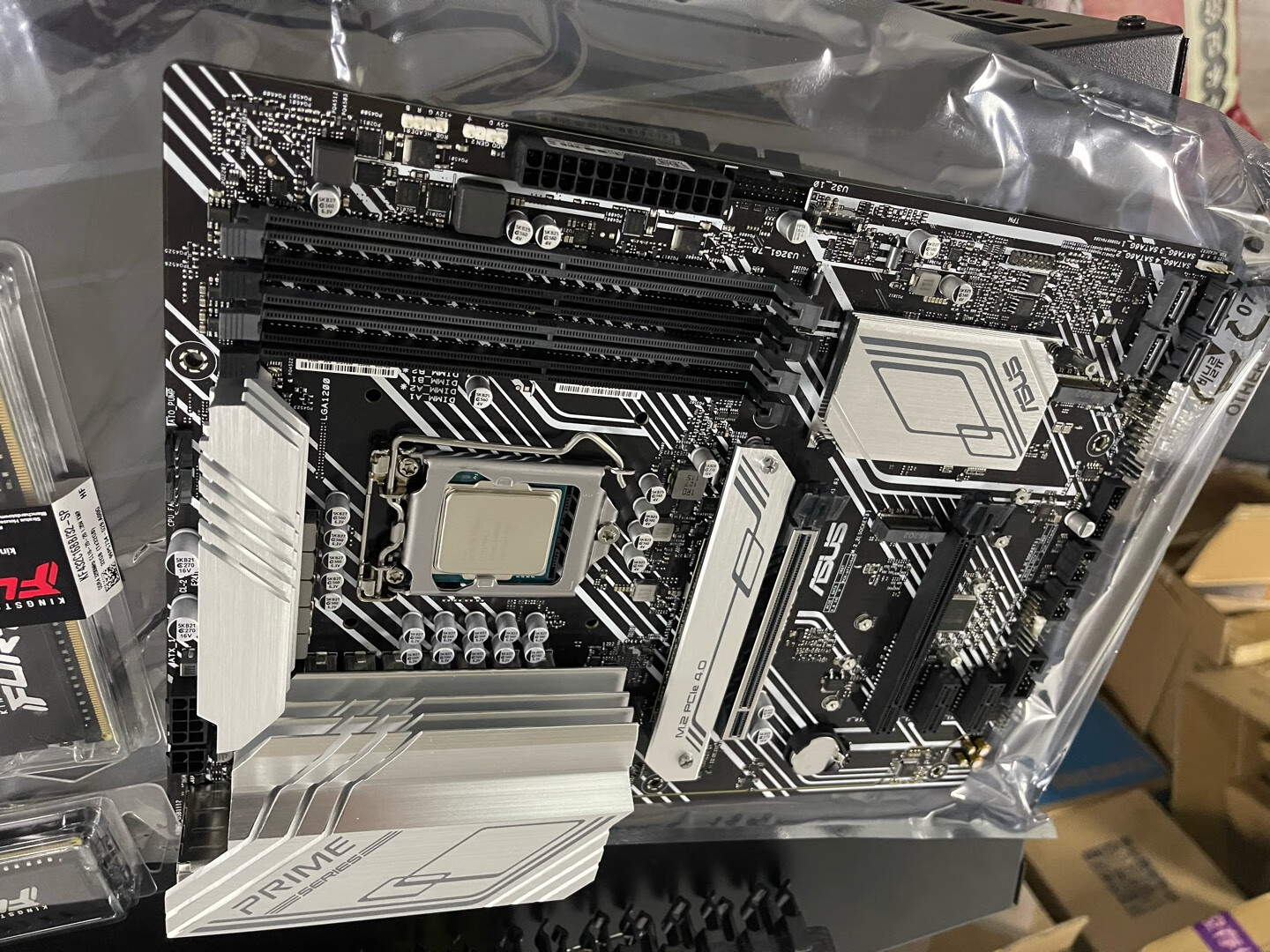 华硕prime z590m-plus8 1供电模组,支持神光同步,vrm散热鳍片-怎么样?