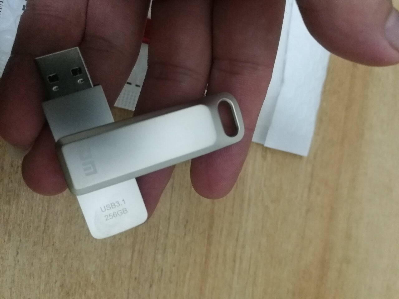 大迈(DM)64GBLightningUSB2.0type-c苹果U盘三合一经典版APD005黑色兼容苹果安卓手机电脑