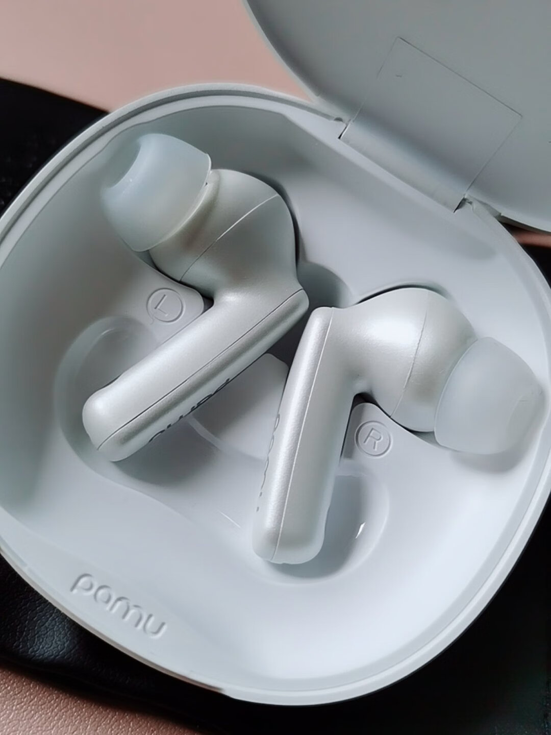 派美特主动降噪蓝牙耳机70ms延迟蓝牙52500元左右送女生礼物