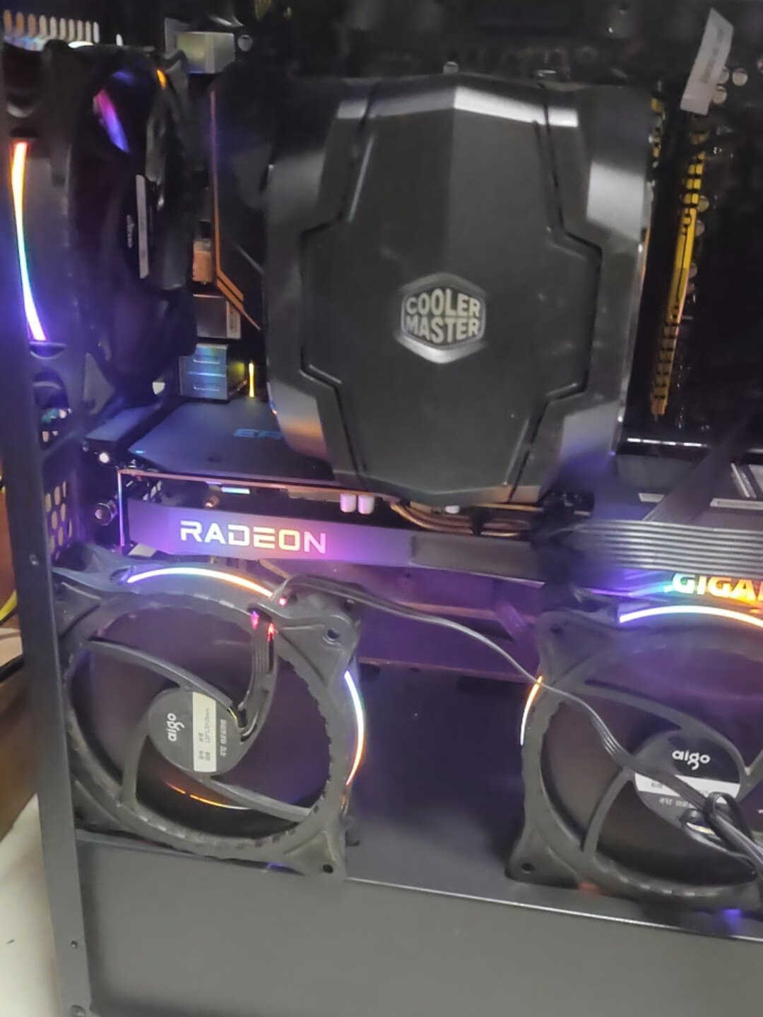 技嘉radeonrx6600xteagle猎鹰点评