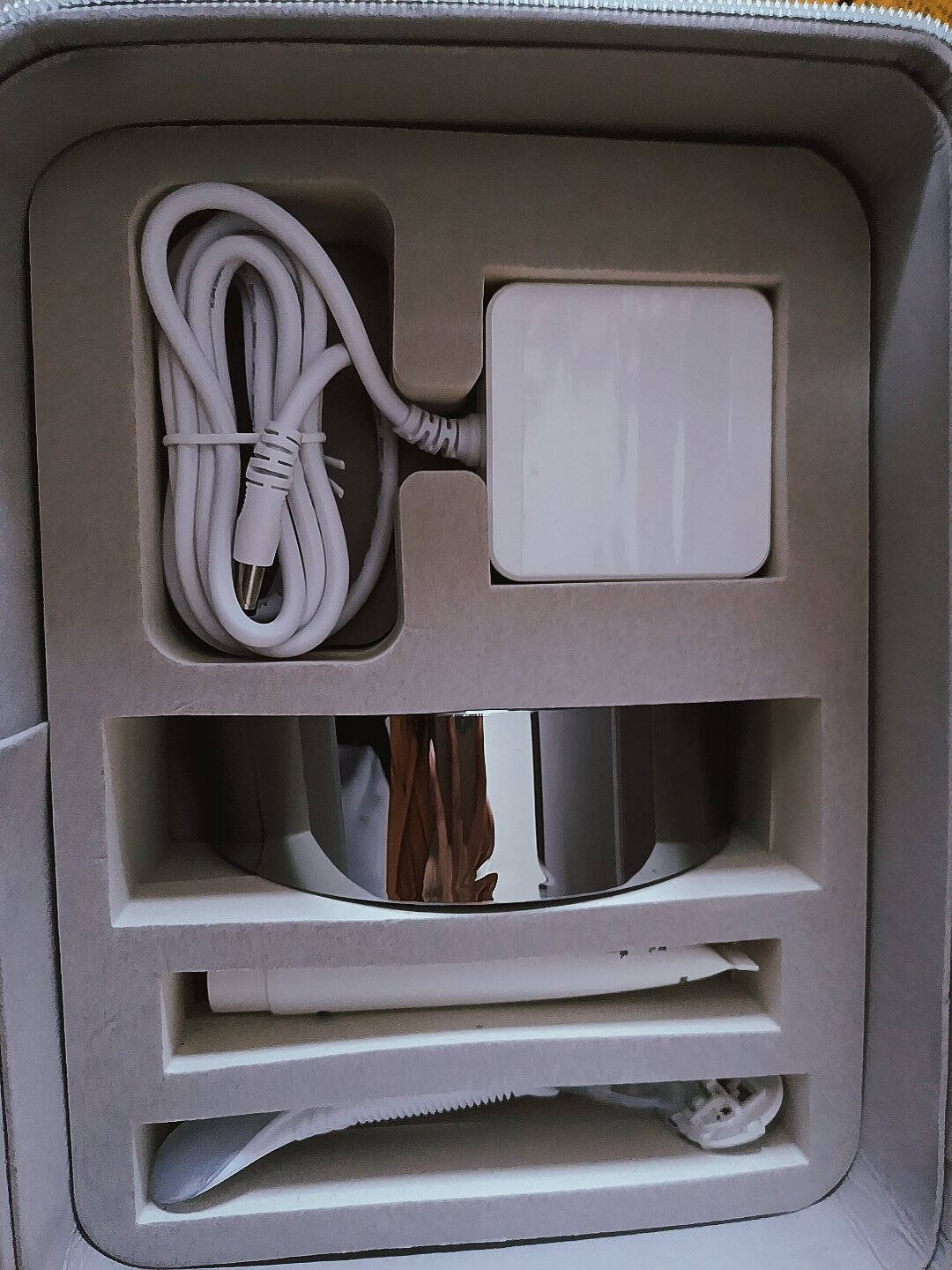美的Midea脱毛仪冰点不痛强/弱冰敷激光自动脱毛仪家用脱毛神器全身私处脱毛仪MB-HB0101【时装周同款】