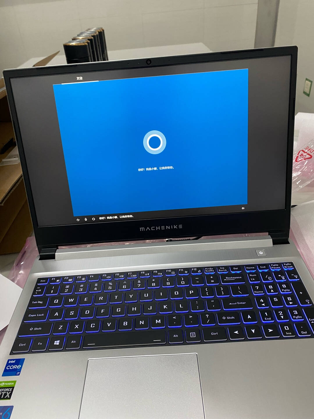 机械师T58-V144Hz全面屏游戏本11代i7-11800H八核RTX3050独显笔记本电脑加强版16G/512GPCIE高速固态
