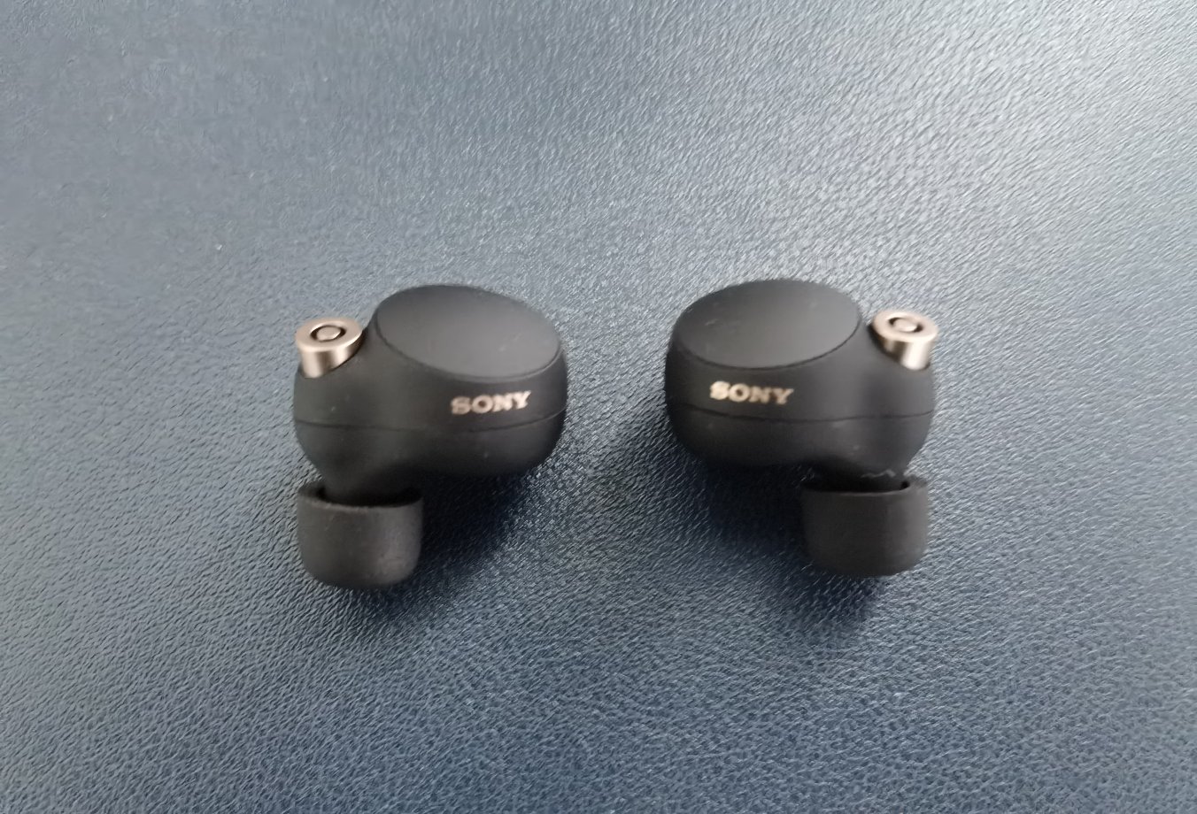 索尼wf1000xm4真无线蓝牙降噪耳机降噪天花板2000元左右数码礼物