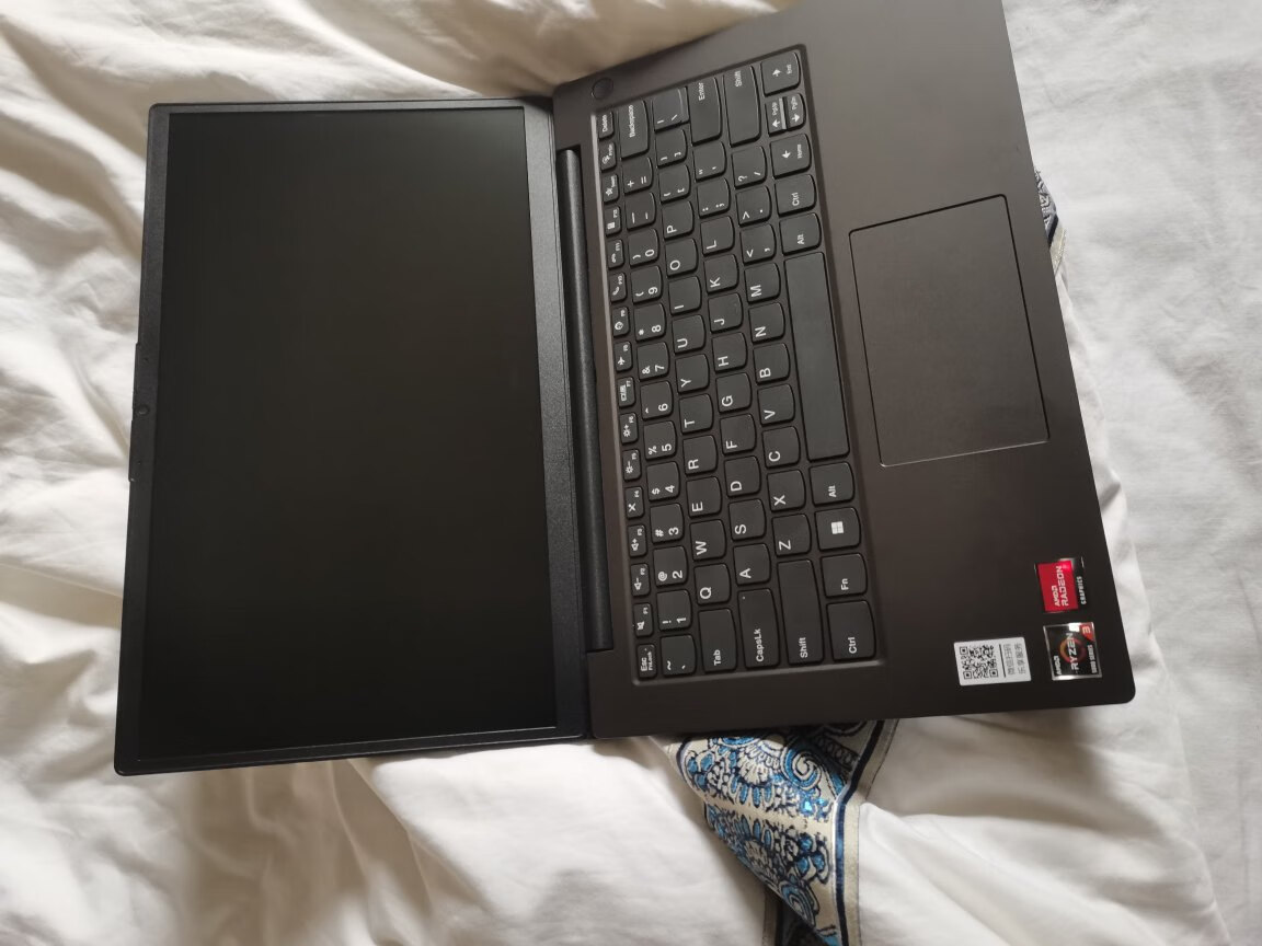 联想扬天v142021锐龙版r35300u8gb512gb集显点评