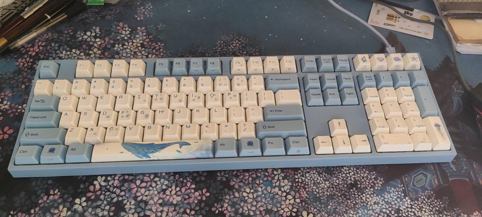 阿米洛ma108海韵静电容机械键盘点评