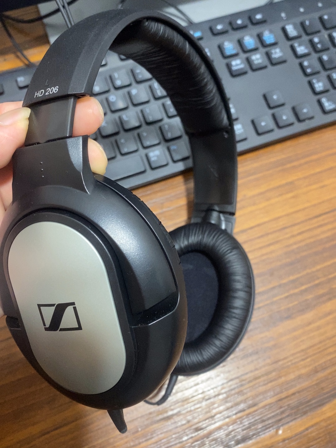 森海塞尔hd206头戴式耳机专业录音监听工具200元左右送朋友礼物