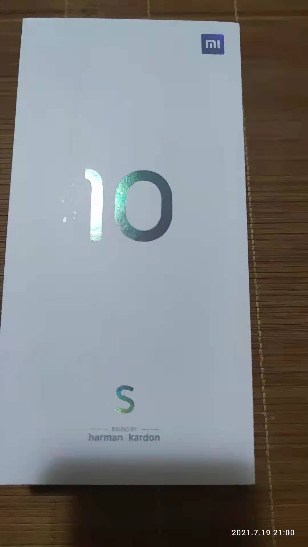小米10S骁龙870哈曼卡顿对称式双扬立体声8GB+128GB白色旗舰手机