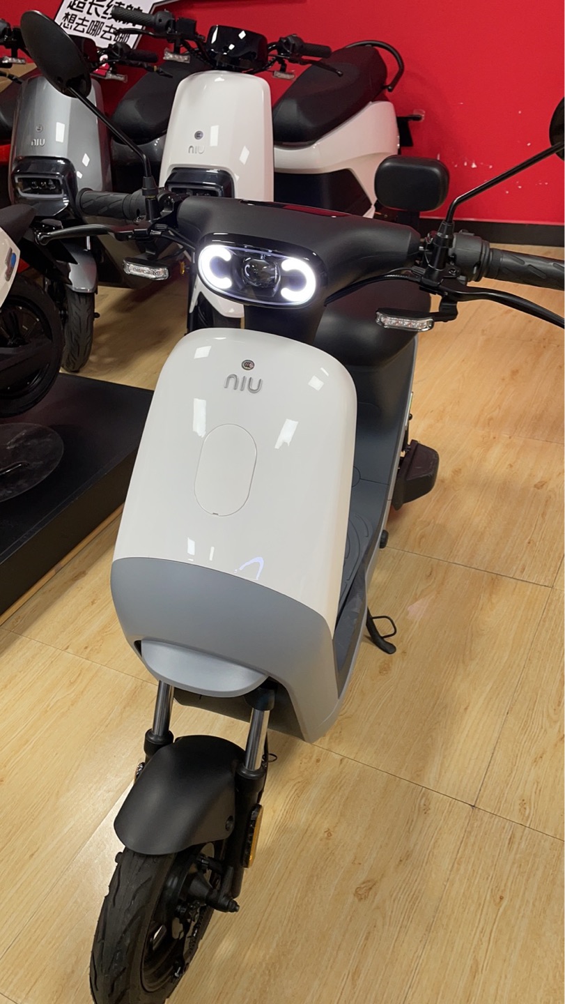 小牛电动g060点评