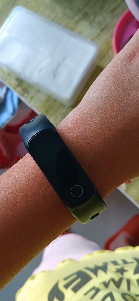 荣耀手环5i点评