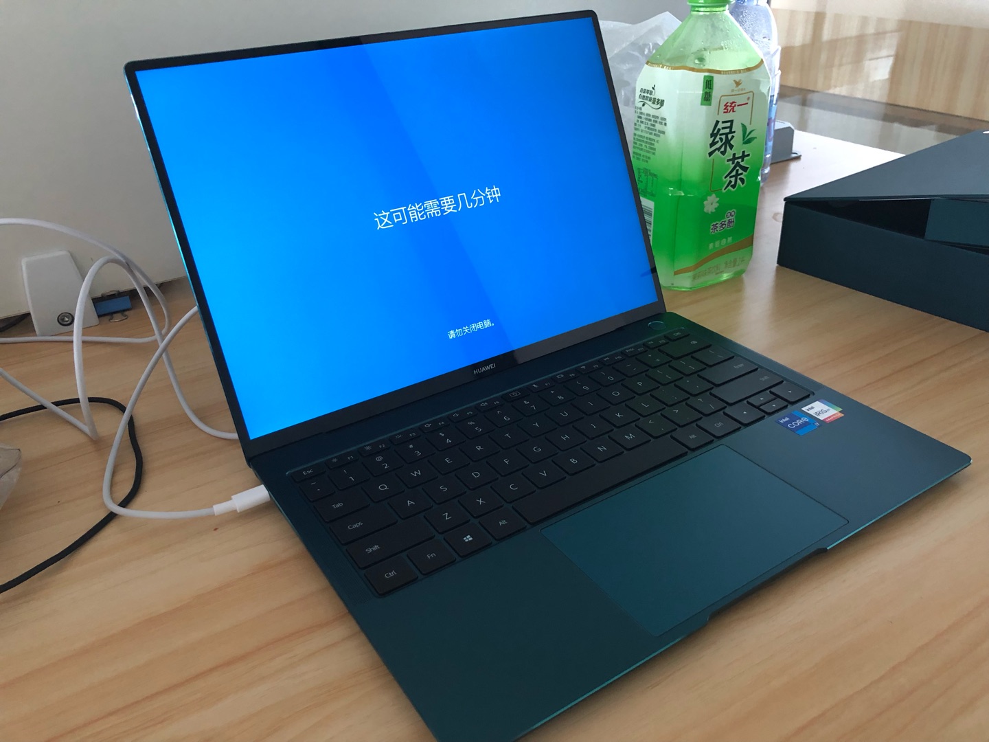 华为MateBook X Pro， 2021款13.9英寸触控屏电脑