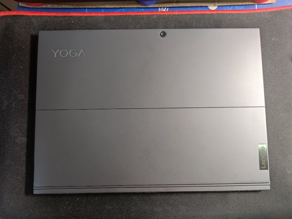 联想YOGA Duet轻薄本，内置键盘+手写笔