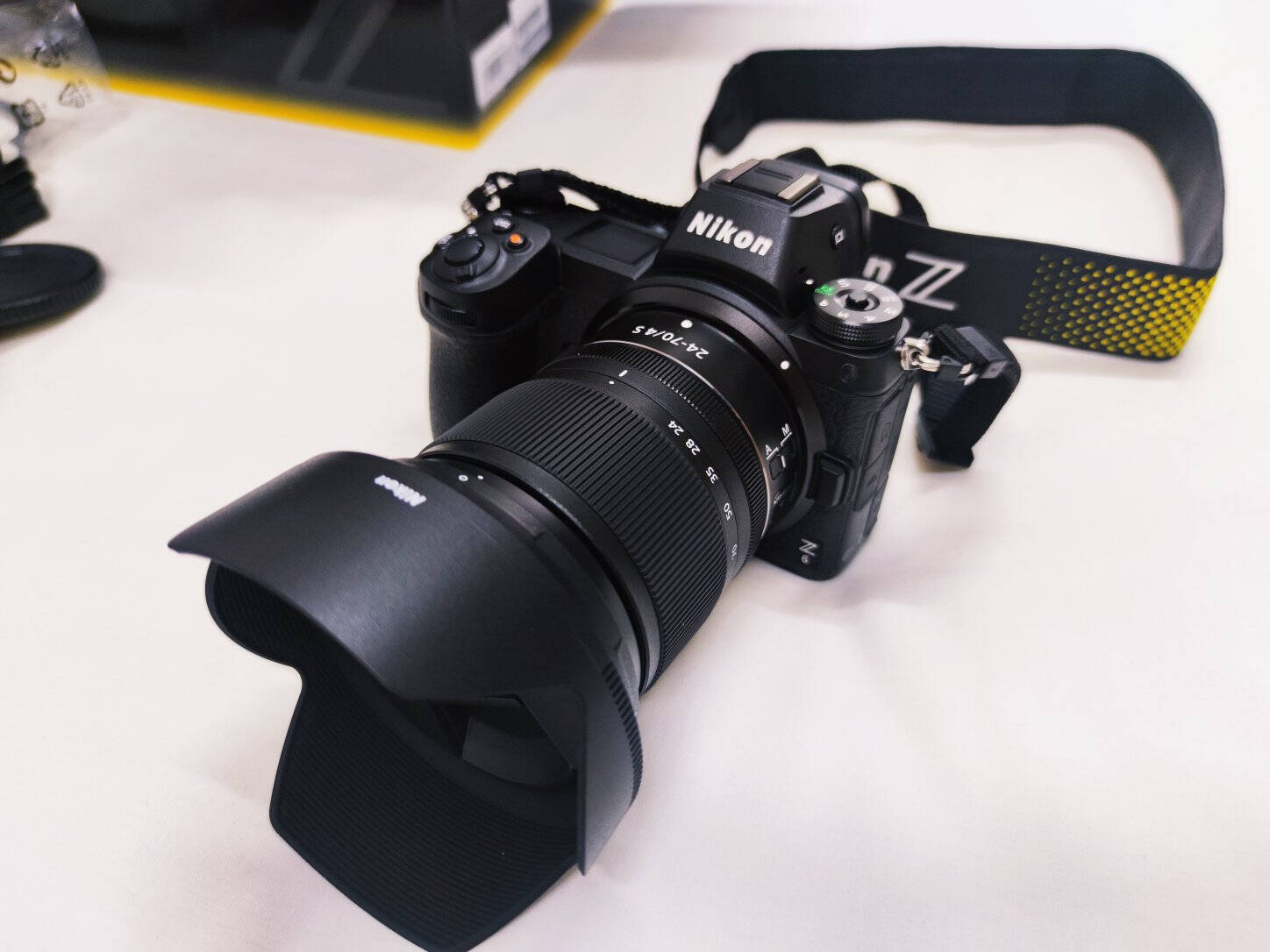尼康(Nikon)Z6全画幅微单相机数码相机微单套机(24-70mmf/4微单镜头)Vlog相机视频拍摄