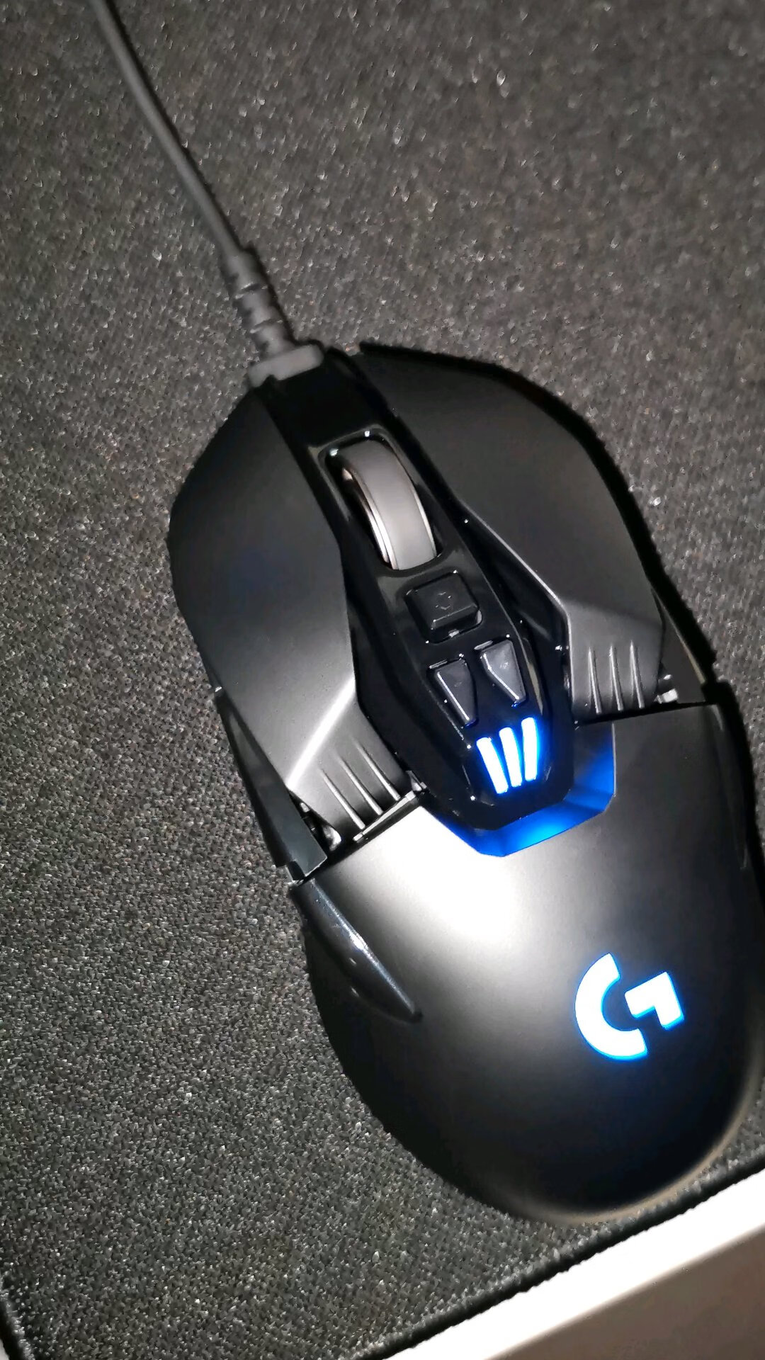 罗技(g)g903 lightspeed 无线电竞游戏鼠标 全新hero芯片 逻辑赛博