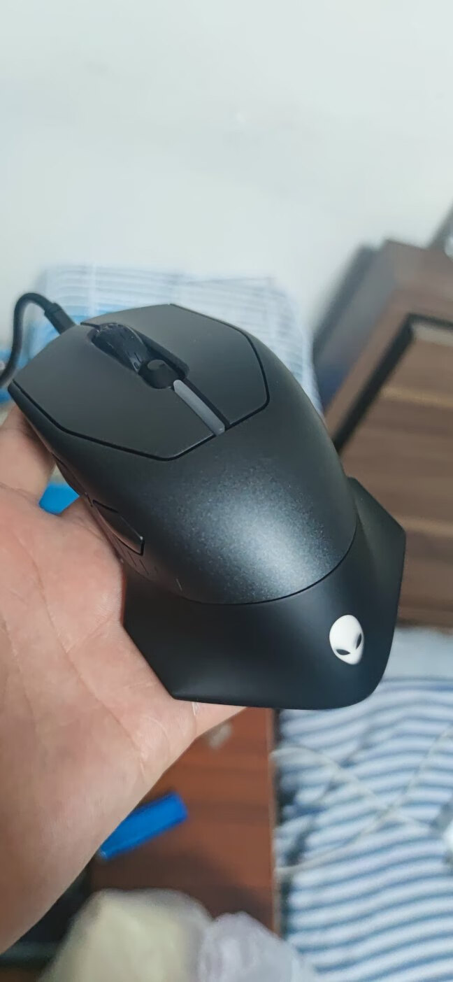 【外星人alienware aw610m双模游戏鼠标怎么样】外星人alienware aw