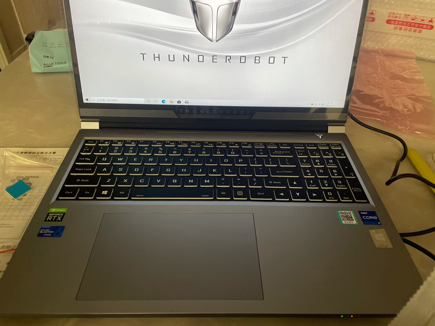 雷神911m野王(i7 10750h/8gb/512gb/gtx1650)点评