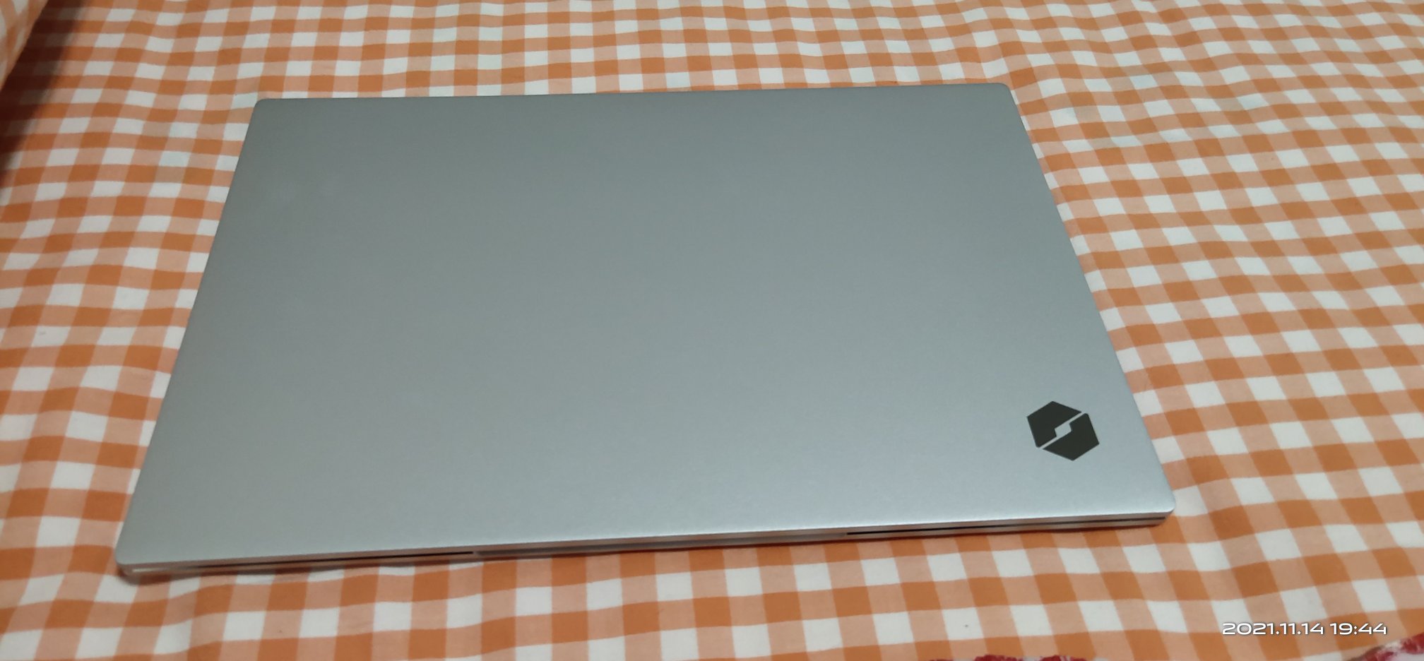 机械革命S5轻薄笔记本电脑，14英寸100%sRGB高色域，4K左右工作学习本
